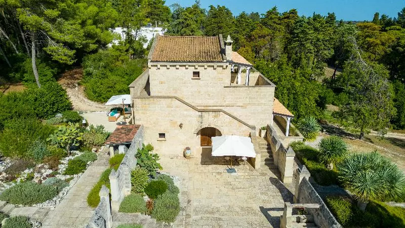 هتل روستایی Masseria Caliani