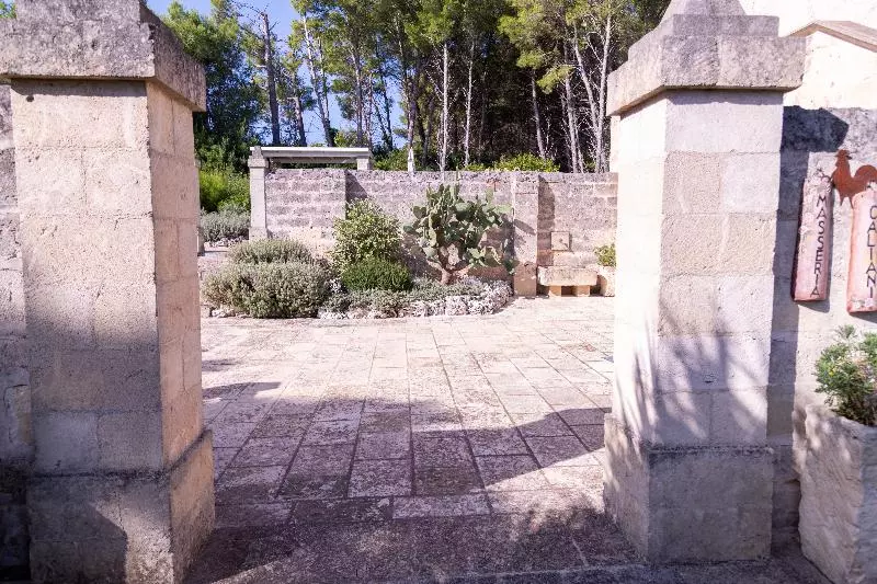 هتل روستایی Masseria Caliani
