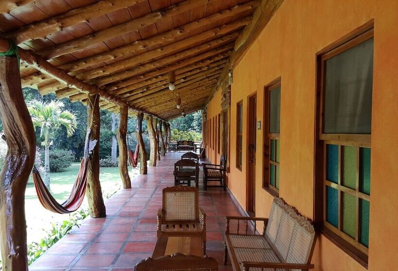 ホテル Santa Leticia