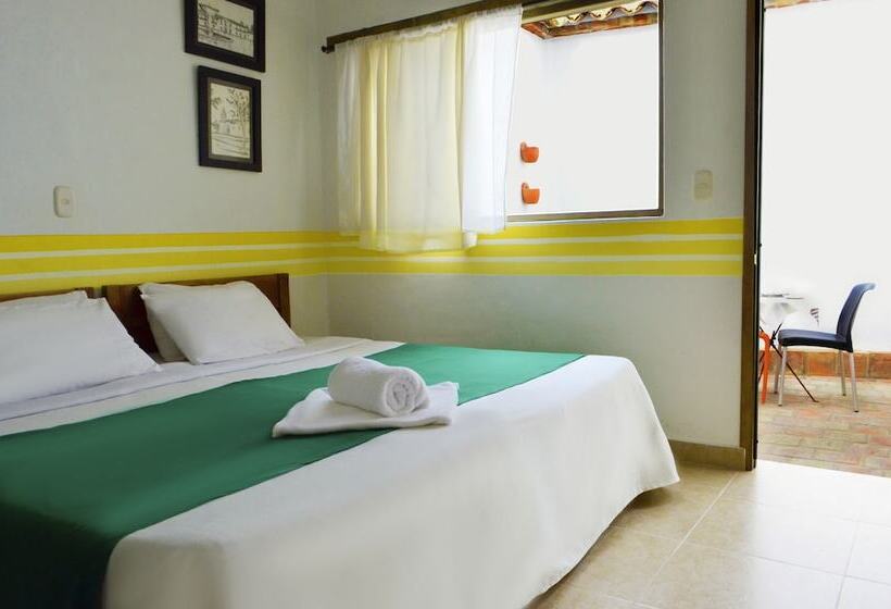 בית מלון כפרי Solar De La Villa