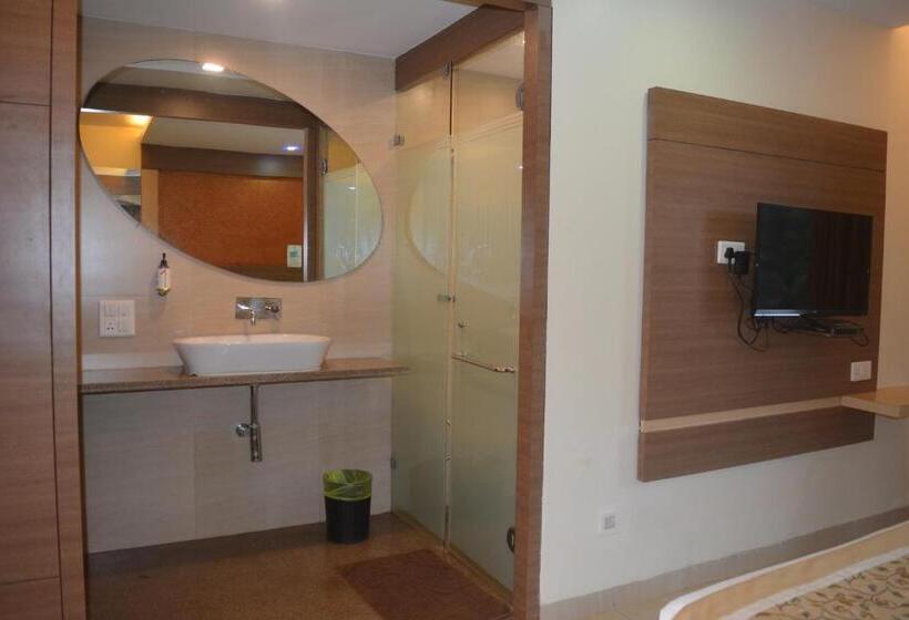 هتل Turtle Beach Resort Morjim