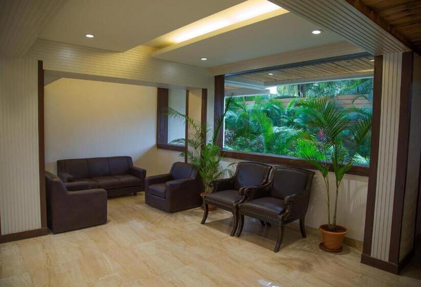 هتل Turtle Beach Resort Morjim