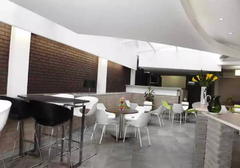 Отель Viaggio Studios