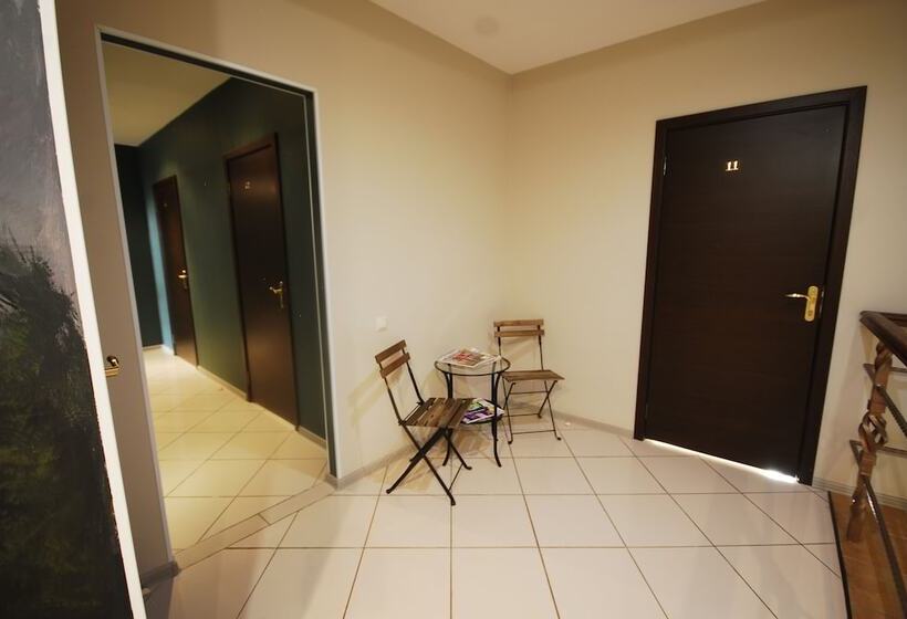 Landmark City Hotel   Hostel