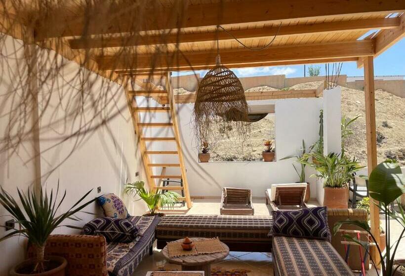 ユースホステル Jungle Surf House