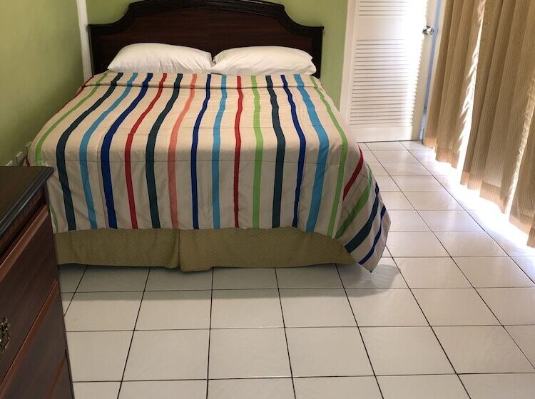 هتل Bayport Residence Inn