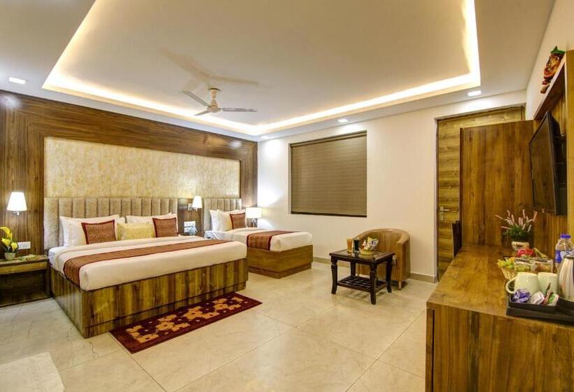 Hotel Prithvi Raj Near Delhi Airport