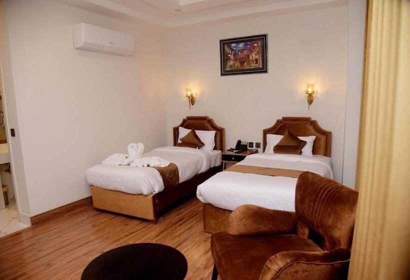 The Rich Hotel & Apartments