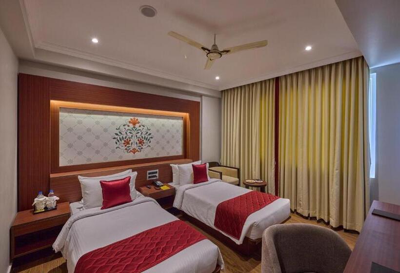 בית מלון כפרי Golden Tulip Tirupati