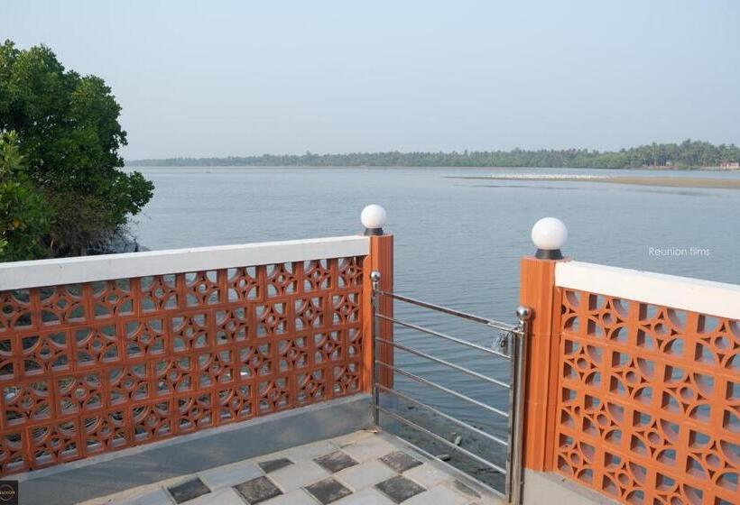 Pensão Reunion Ocean Tides