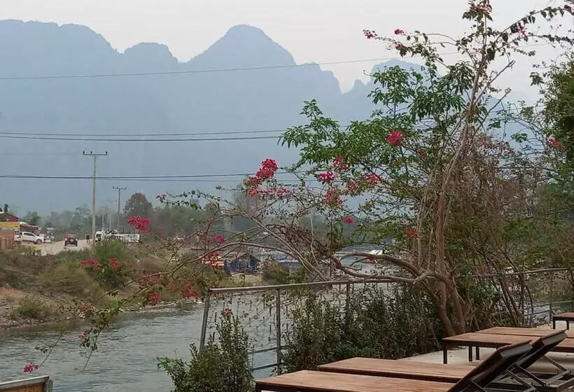Riverside Garden Hostel