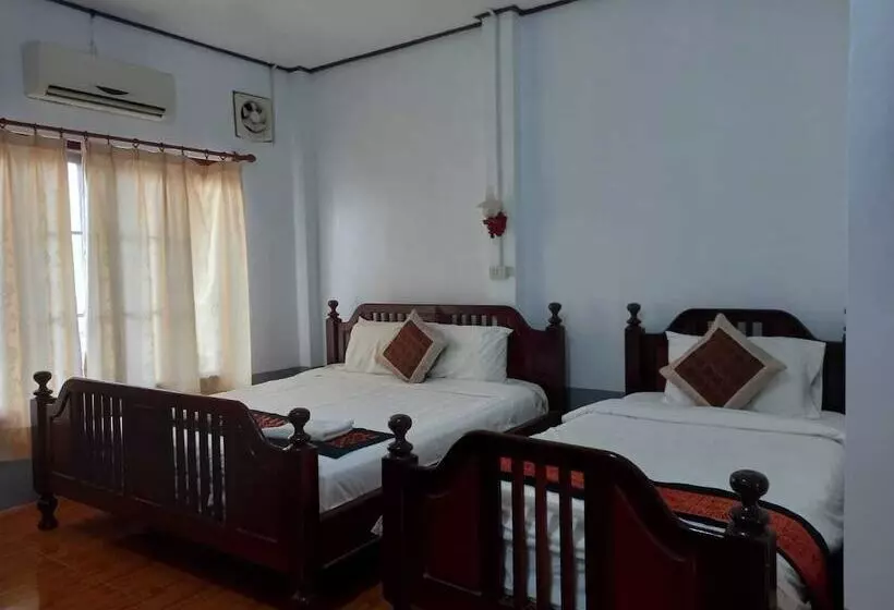 Riverside Garden Hostel