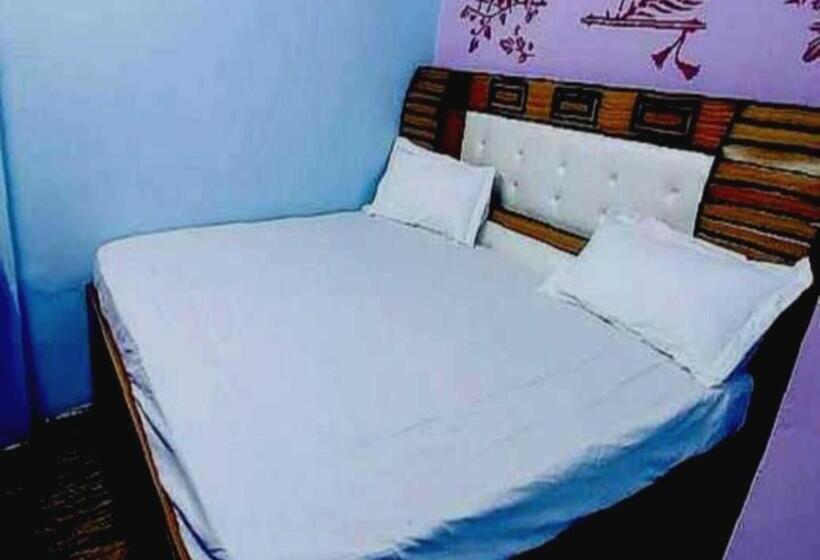 ホテル Oyo 80805 The Villagers Residency