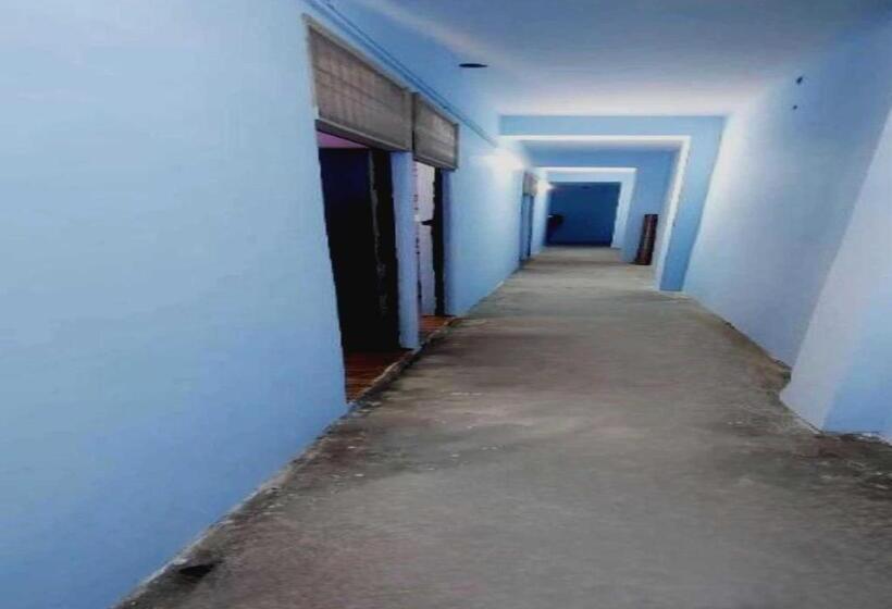 ホテル Oyo 80805 The Villagers Residency