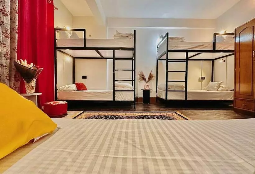 Tashila Hostel