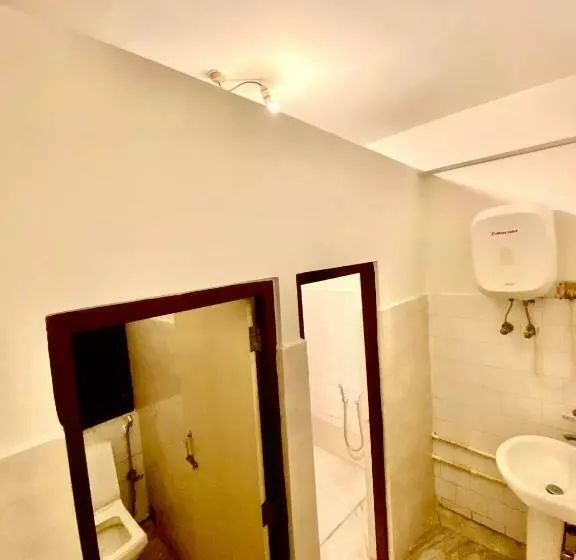 Tashila Hostel