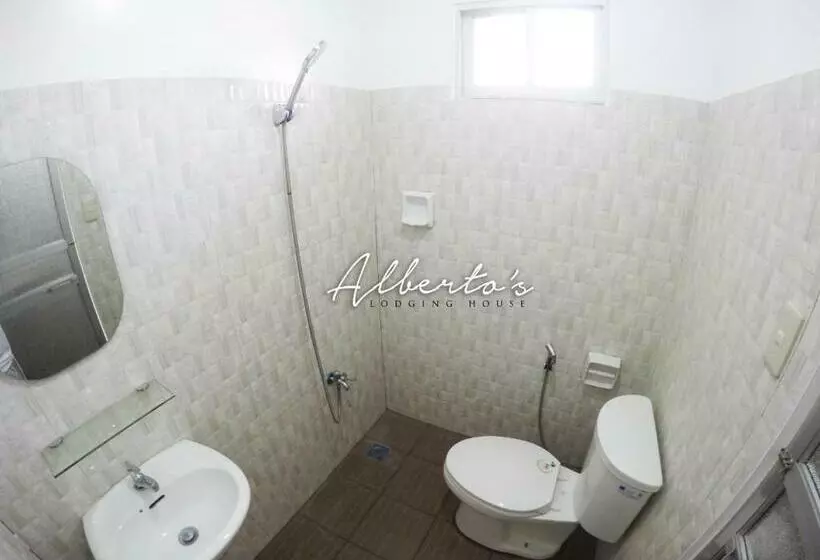 ユースホステル Alberto S Lodging House