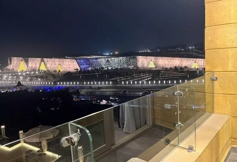 تختخواب و صبحانه Asia Grand Museum & Pyramids View