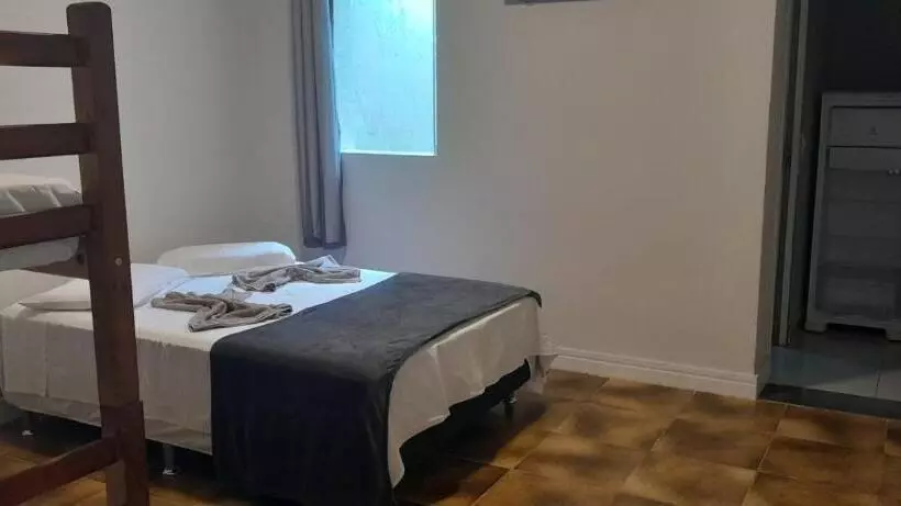 ホテル Pousada Villa Di Guarujá
