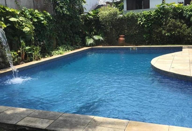 酒店 Pousada Villa Di Guarujá