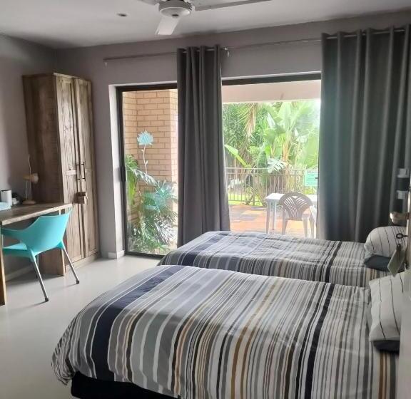 بنسيون Cove Rock Stay