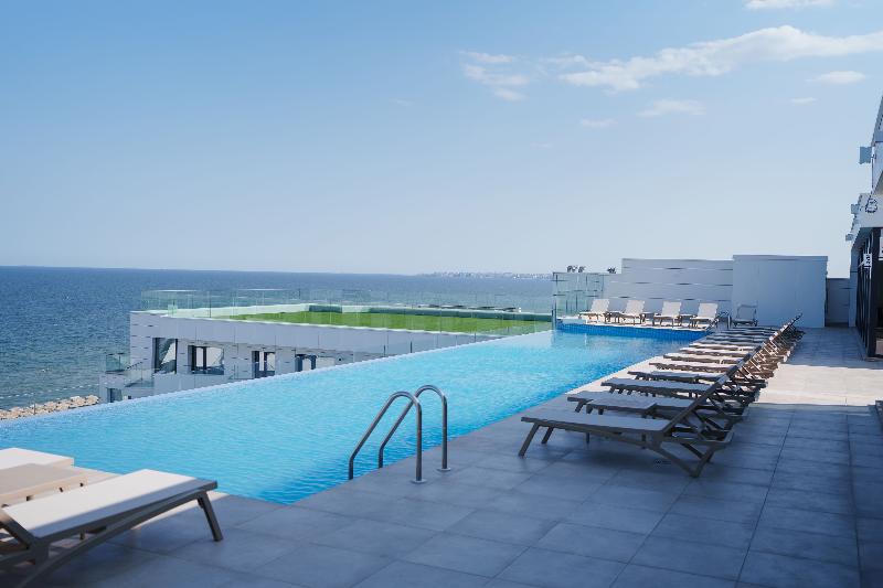 Alezzi Infinity Aparthotel & Spa