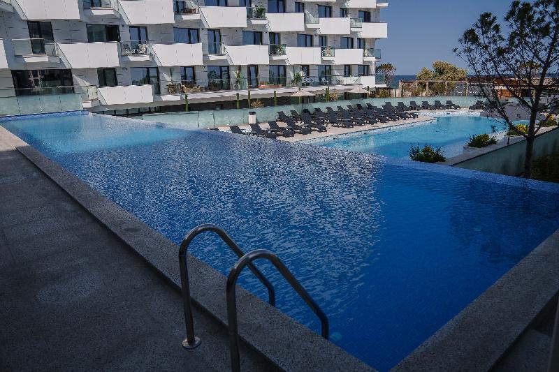 Alezzi Infinity Aparthotel & Spa