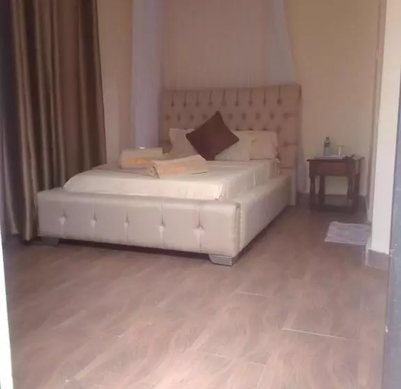تختخواب و صبحانه Villa Winga Deluxe