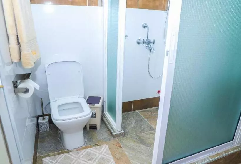 تختخواب و صبحانه Villa Winga Deluxe