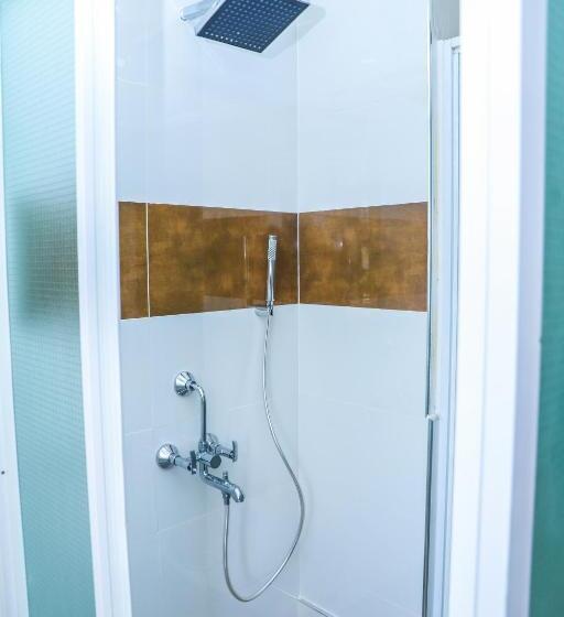 تختخواب و صبحانه Villa Winga Deluxe