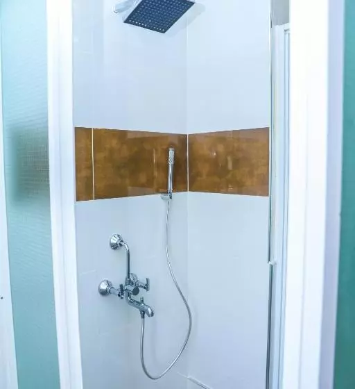 تختخواب و صبحانه Villa Winga Deluxe