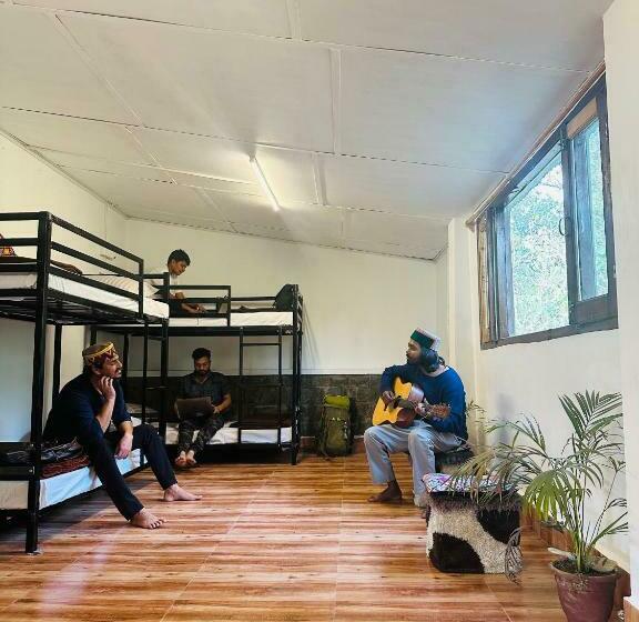 הוסטל Dreamwoods A Travellers Farmhouse