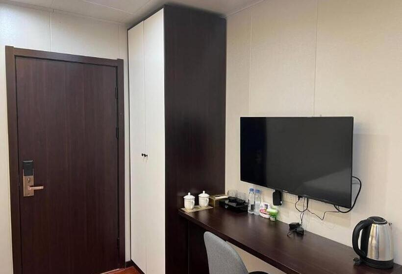 בית מלון כפרי 007