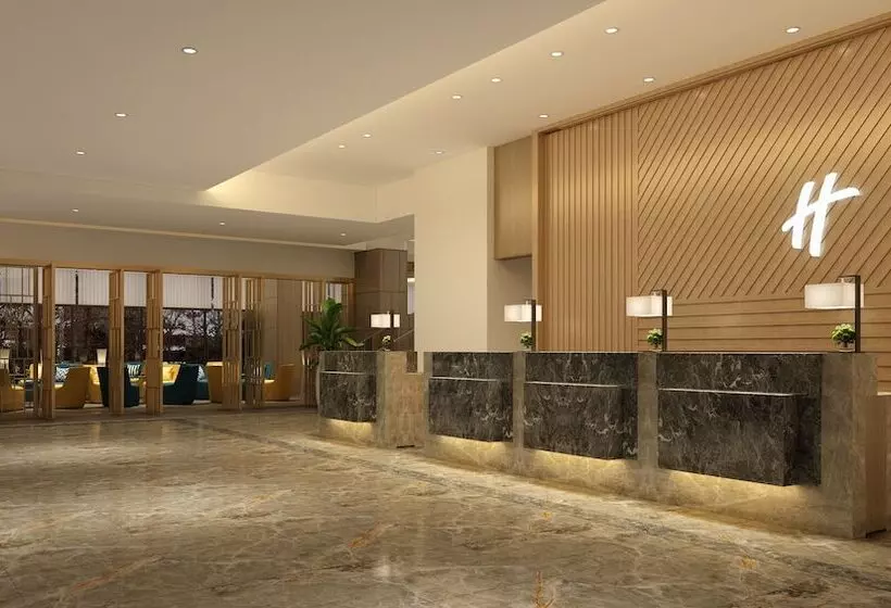 هتل Holiday Inn Sepang Airport By Ihg