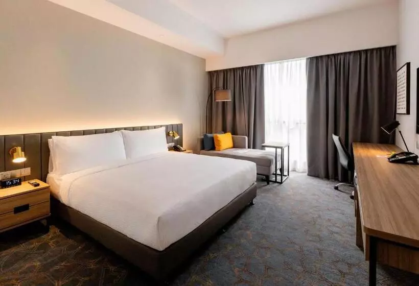 هتل Holiday Inn Sepang Airport By Ihg