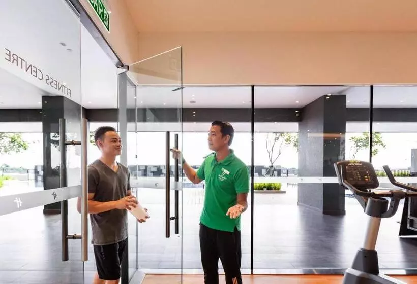 هتل Holiday Inn Sepang Airport By Ihg
