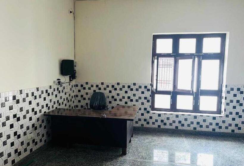 فندق Oyo Vm Bloom