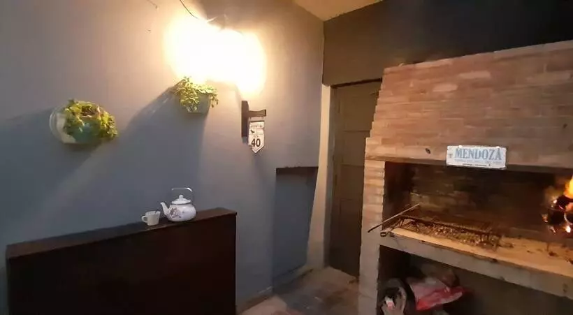 Retkeilymaja Pequeña Estación B&b