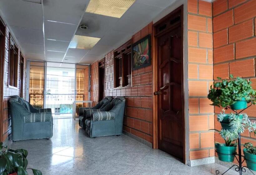 Casa Hotel Los Faroles  Samaná/caldas