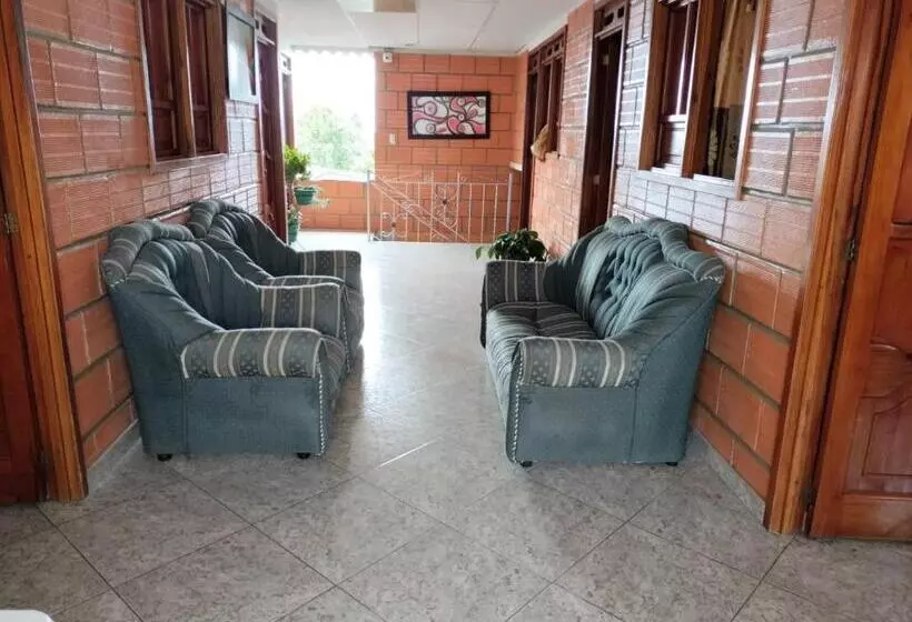 Casa Hotel Los Faroles  Samaná/caldas