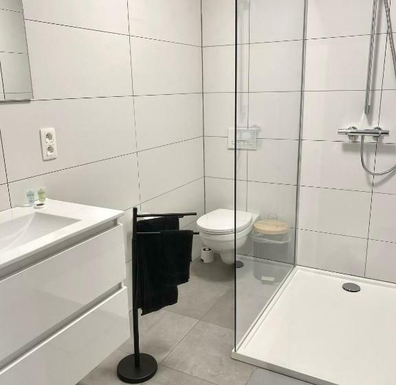 هتل کپسول Ciney Le Nid Du Clocher