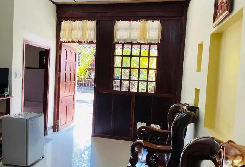 هتل Khách Sạn Sao Mai