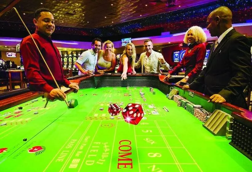 هتل Royal Islander Club Resort La Terrasse