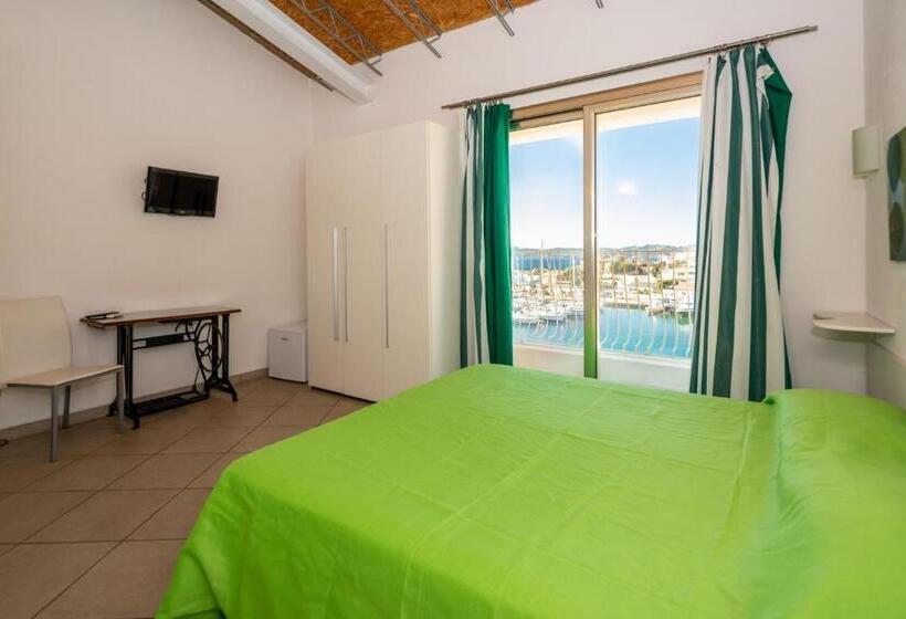 ペンション Chez Cocò   Murphy Holiday Home