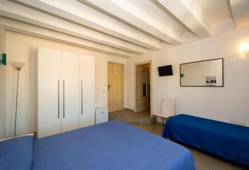 ペンション Chez Cocò   Murphy Holiday Home