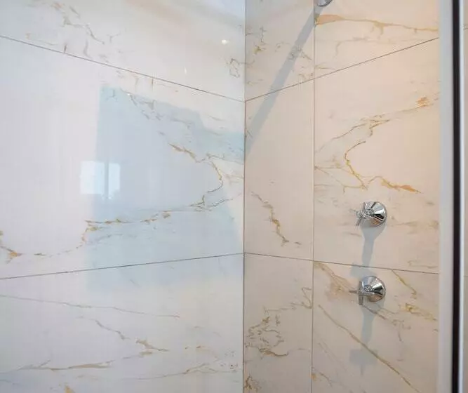 Majatalo Ocean Vibes