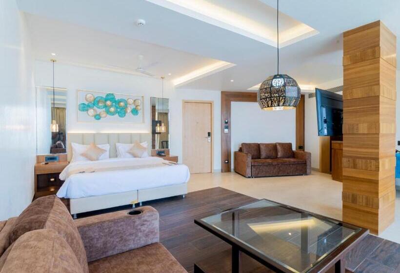 Resort The Cliff By Zuper   Panchgani