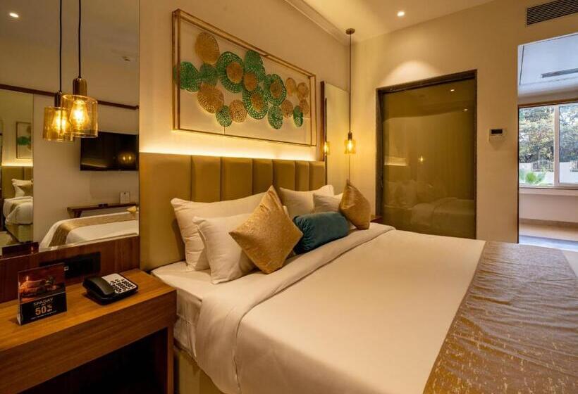 Resort The Cliff By Zuper   Panchgani