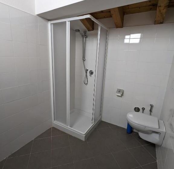 Общежитие Constancia Trattoria