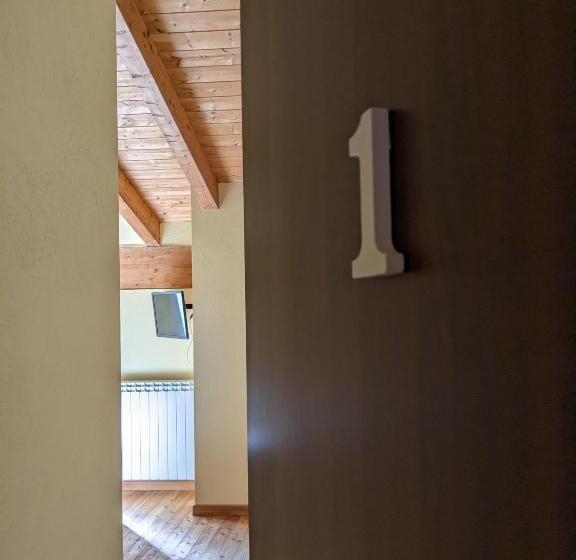 Общежитие Constancia Trattoria